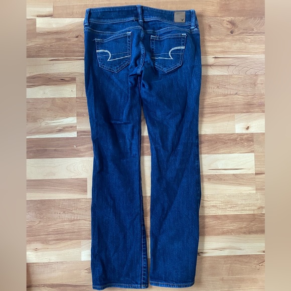 American Eagle slim boot short/court stretch jeans. 99% Cotton 1% Spandex - Picture 2 of 8